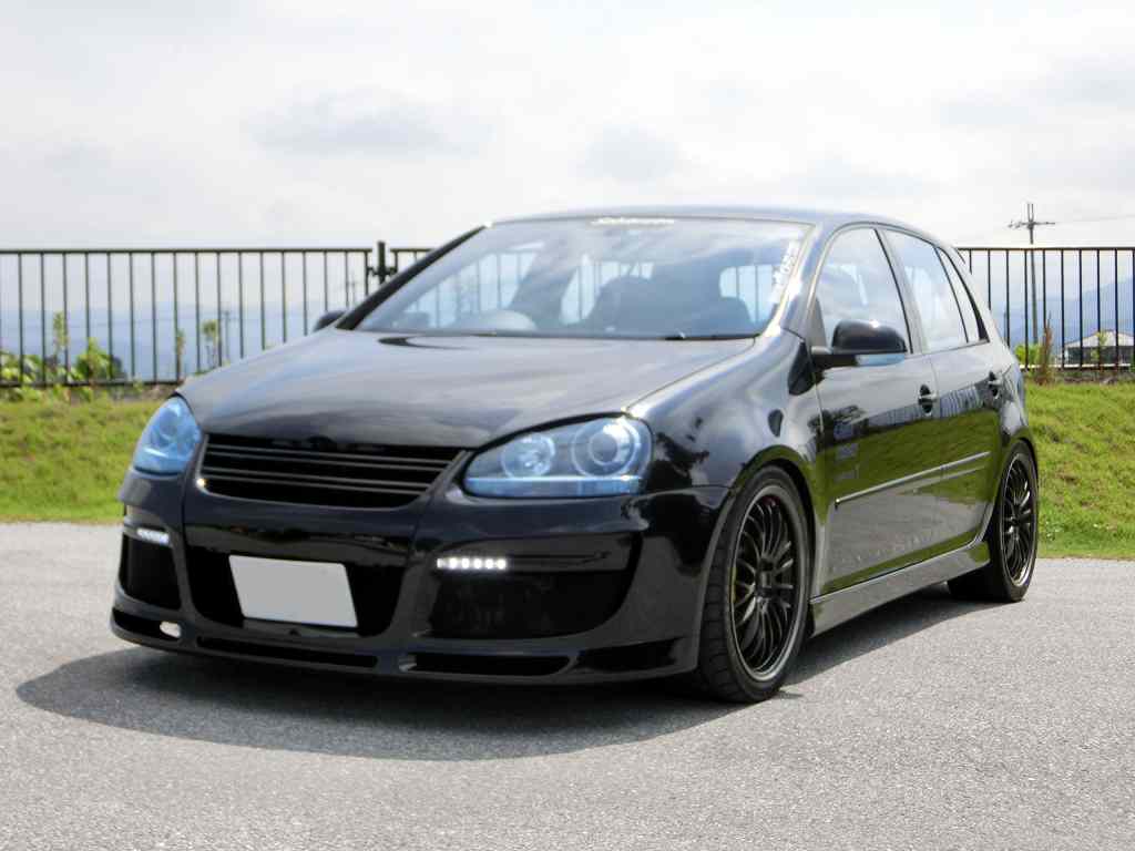 滋賀県中古車 フォルクスワーゲン ゴルフv ｇｔｉ オフィス アズデモカー アルピールエアロ