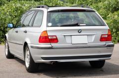 滋賀県中古車　BMW 3シリーズツーリング 318i