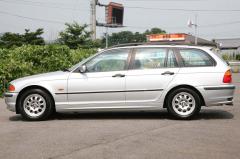 滋賀県中古車　BMW 3シリーズツーリング 318i