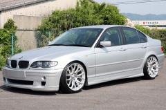 滋賀県中古車　BMW 3シリーズ 318i NKBコンプリート