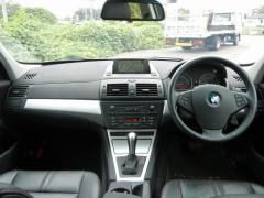 滋賀県中古車　BMW X3 2.5si 4WD