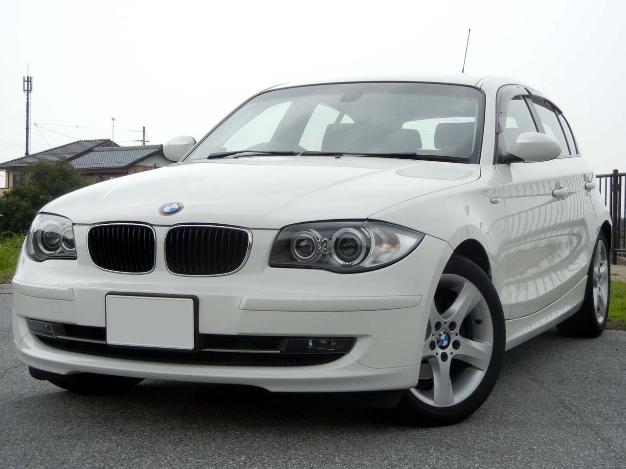 滋賀県中古車　BMW 1シリーズ 120i