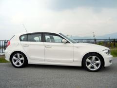 滋賀県中古車　BMW 1シリーズ 120i