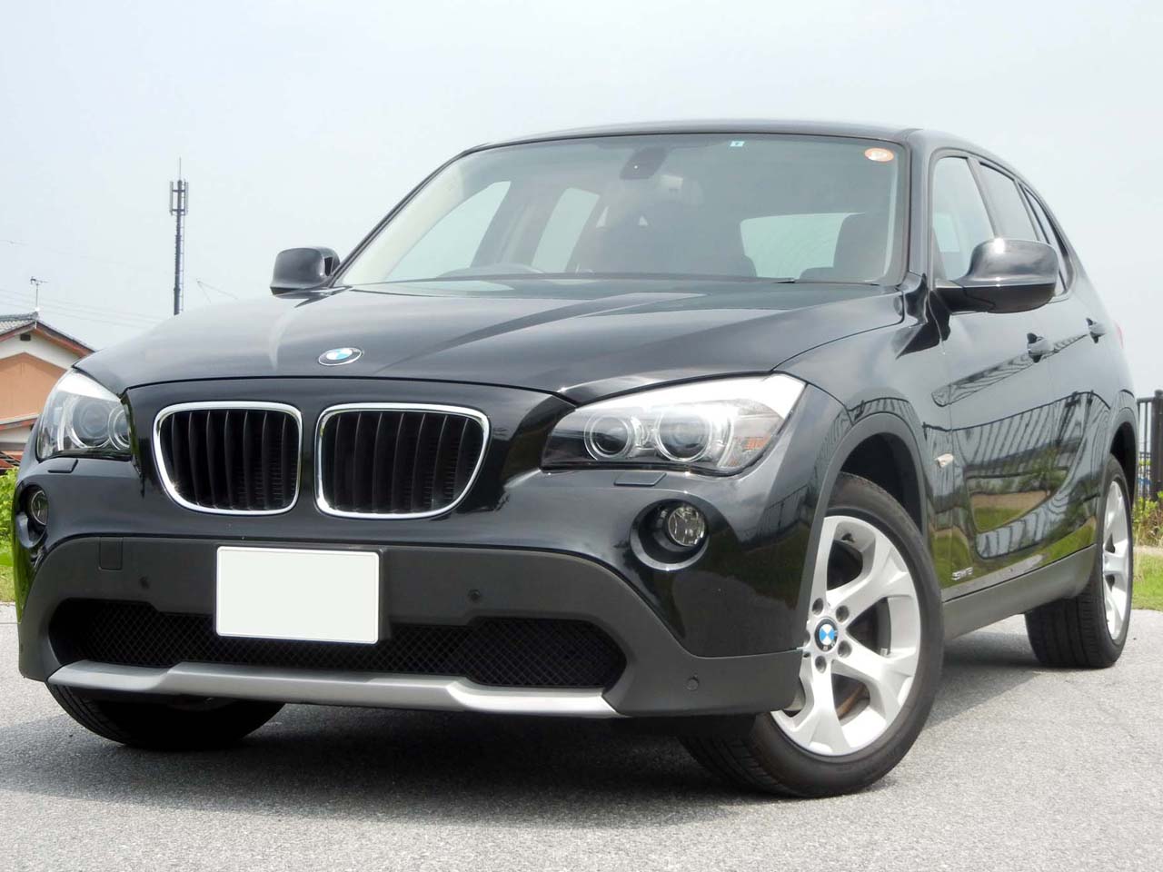 滋賀県中古車　BMW X1 sDrive 18i