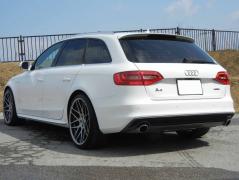 滋賀県中古車　アウディ A4 アバント 2.0TFSI Sライン