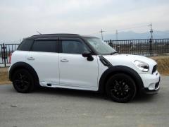 滋賀県中古車　BMW MINI クーパーＳクロスオーバー　