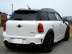 滋賀県中古車　BMW MINI クーパーＳクロスオーバー　