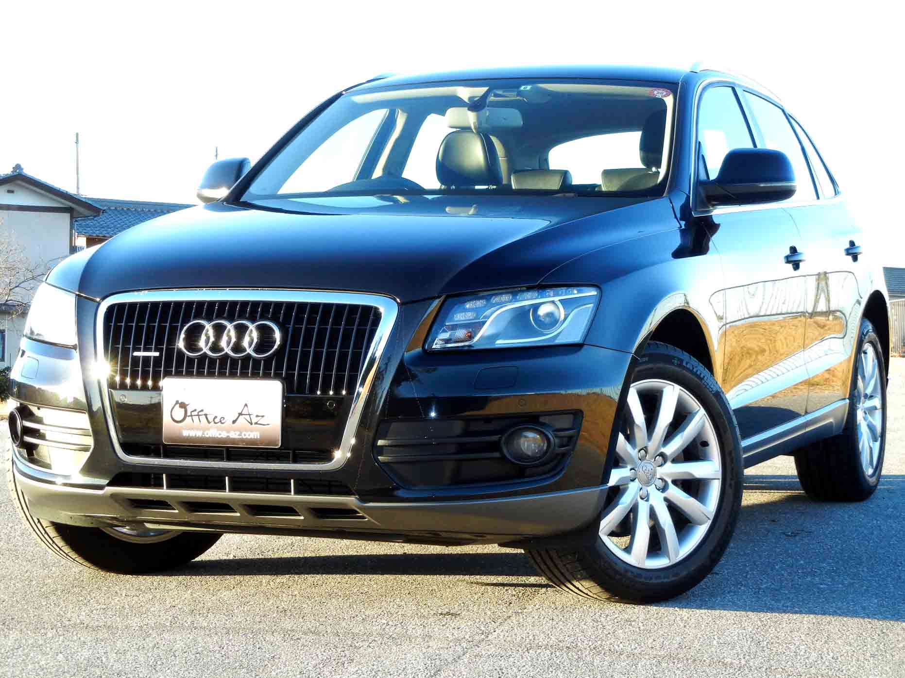 滋賀県中古車　アウディ Q5 3.2FSI クワトロ