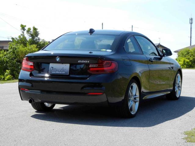 滋賀県中古車　BMW 2シリーズ 220i クーペMスポーツ