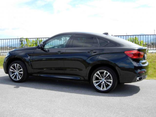 滋賀県中古車　BMW X6 xDrive35i Mスポーツ