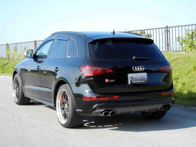 滋賀県中古車　アウディ SQ5 ベースグレード