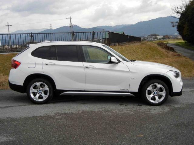 滋賀県中古車　BMW X1 xDrive20i