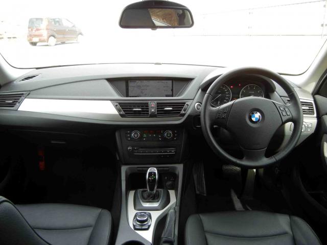 滋賀県中古車　BMW X1 xDrive20i