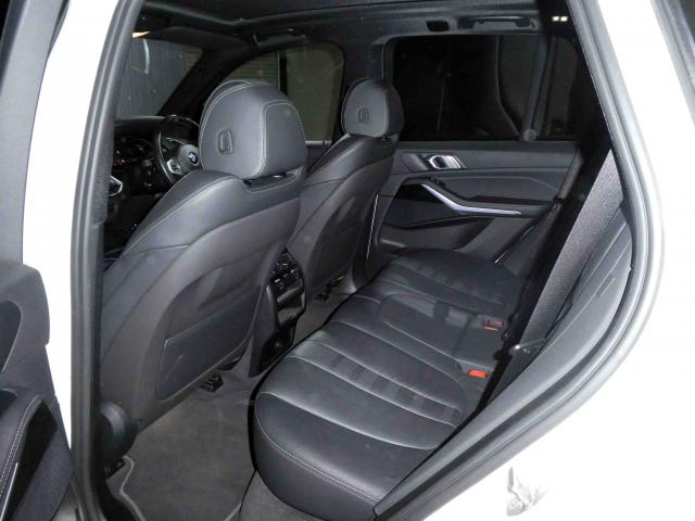 滋賀県中古車　BMW X5 xDrive35d Mスポーツ