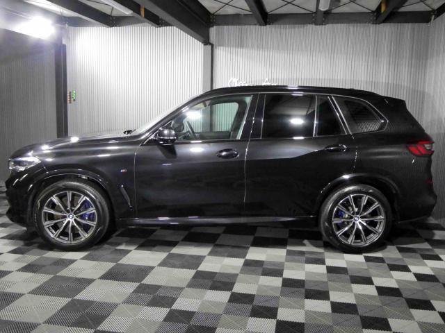 滋賀県中古車　BMW X5 xDrive35d Mスポーツ